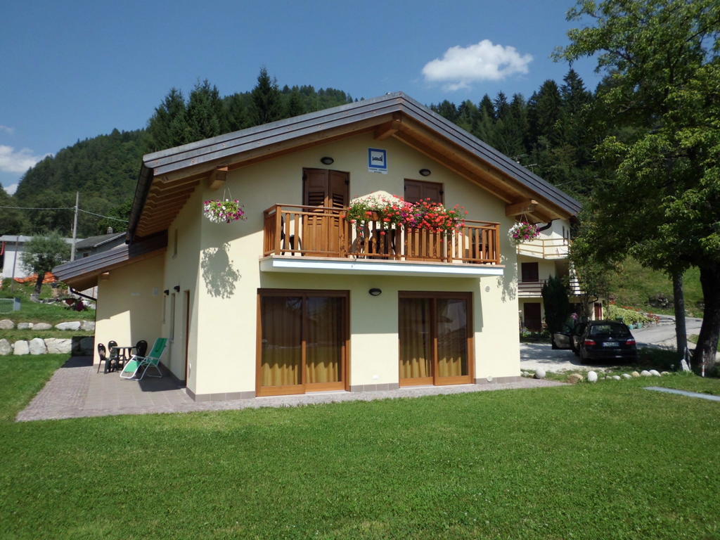 Ai Vecchi Molini Bed & Breakfast Castello Tesino Exterior photo